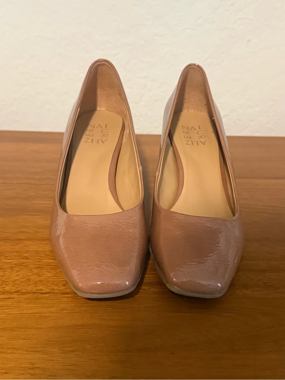 Naturalizer chic block